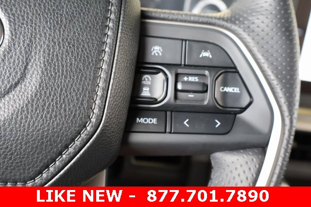 Used 2025 Toyota 4Runner SR5 image 21