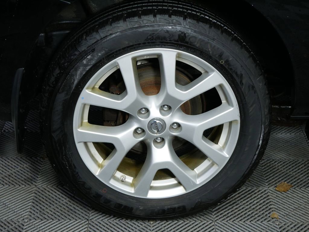 Used 2011 Nissan Rogue SV w/ SL Pkg image 9