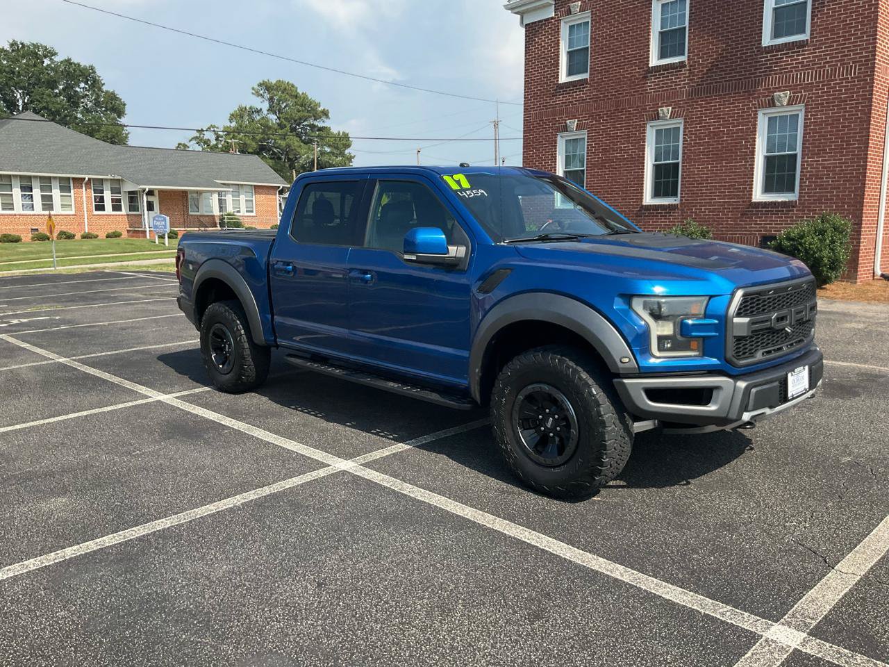 Used 2017 Ford F150 Raptor w/ Equipment Group 802A Luxury AWD/4WD image 2