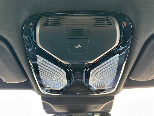 Used 2025 BMW X5 M60i image 33