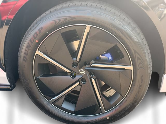New 2026 Lexus RZ 450e AWD image 12