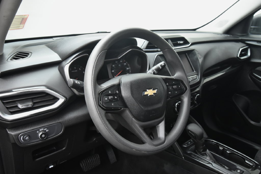 Used 2022 Chevrolet TrailBlazer LS AWD/4WD image 11