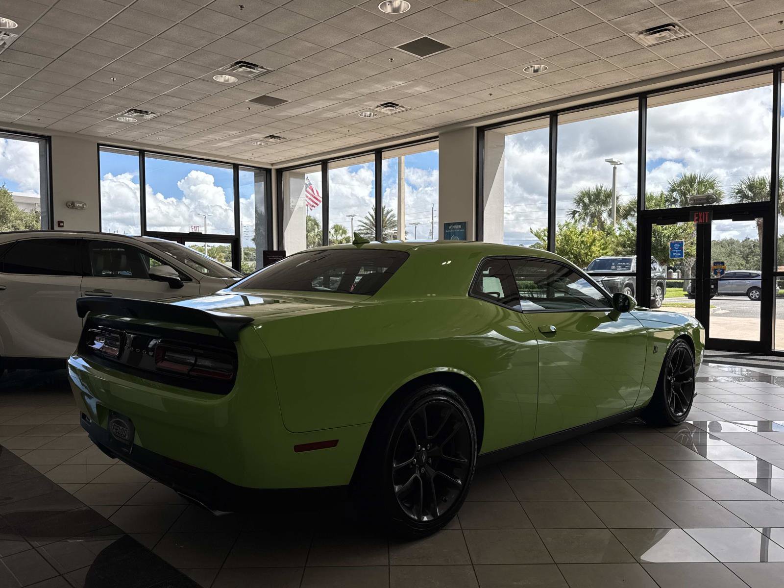 Used 2023 Dodge Challenger R/T Scat Pack w/ Plus Package RWD image 10
