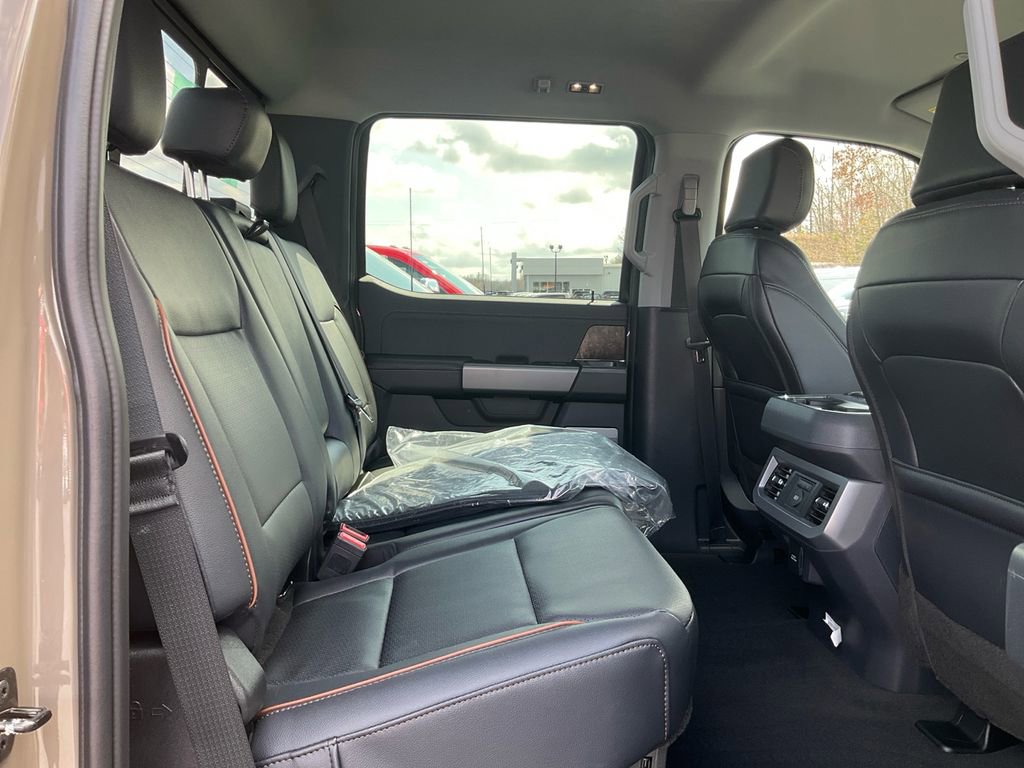 New 2026 Ford F250 Lariat w/ Chrome Package image 13