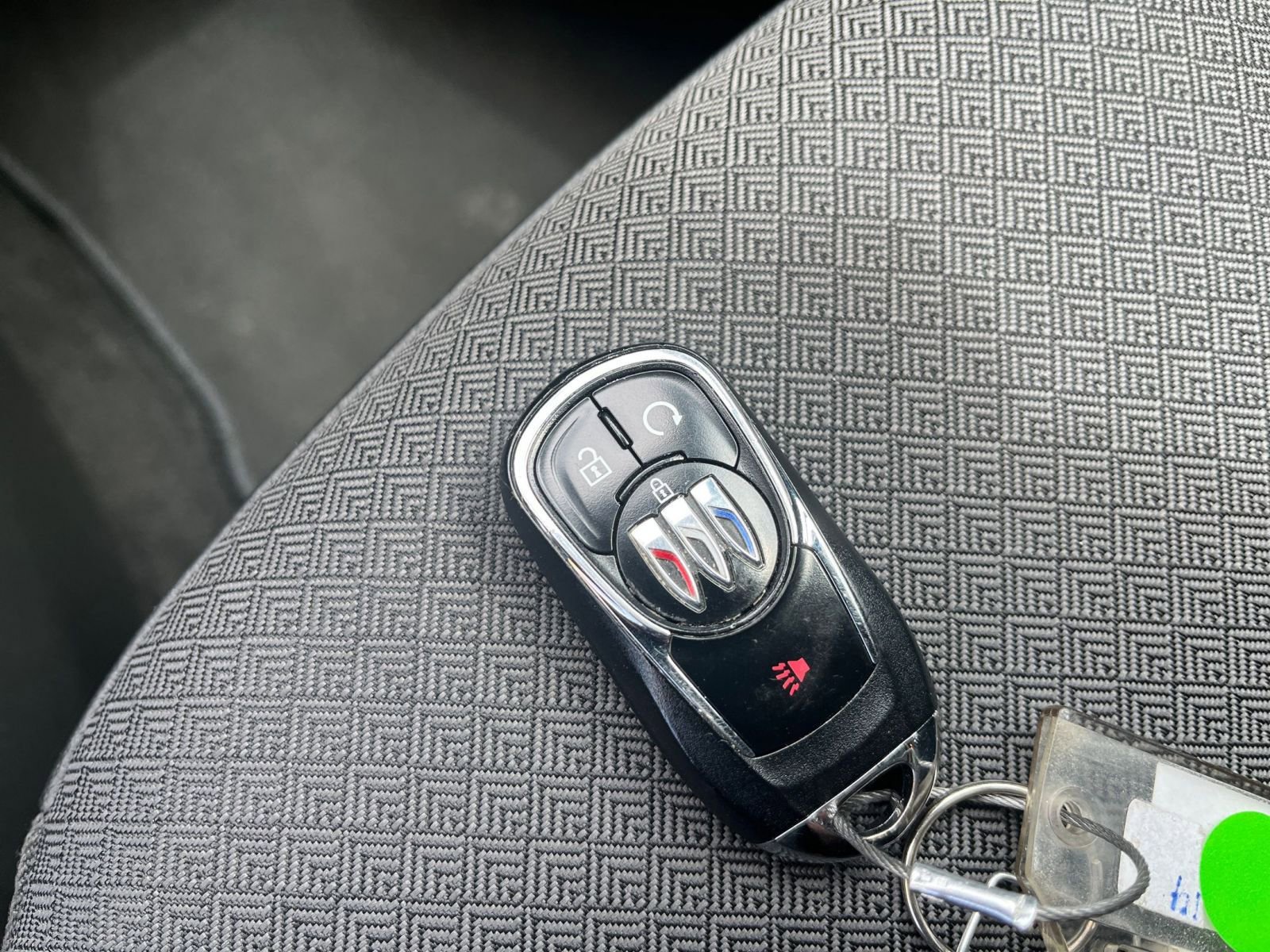 Used 2025 Buick Encore GX Preferred FWD image 21