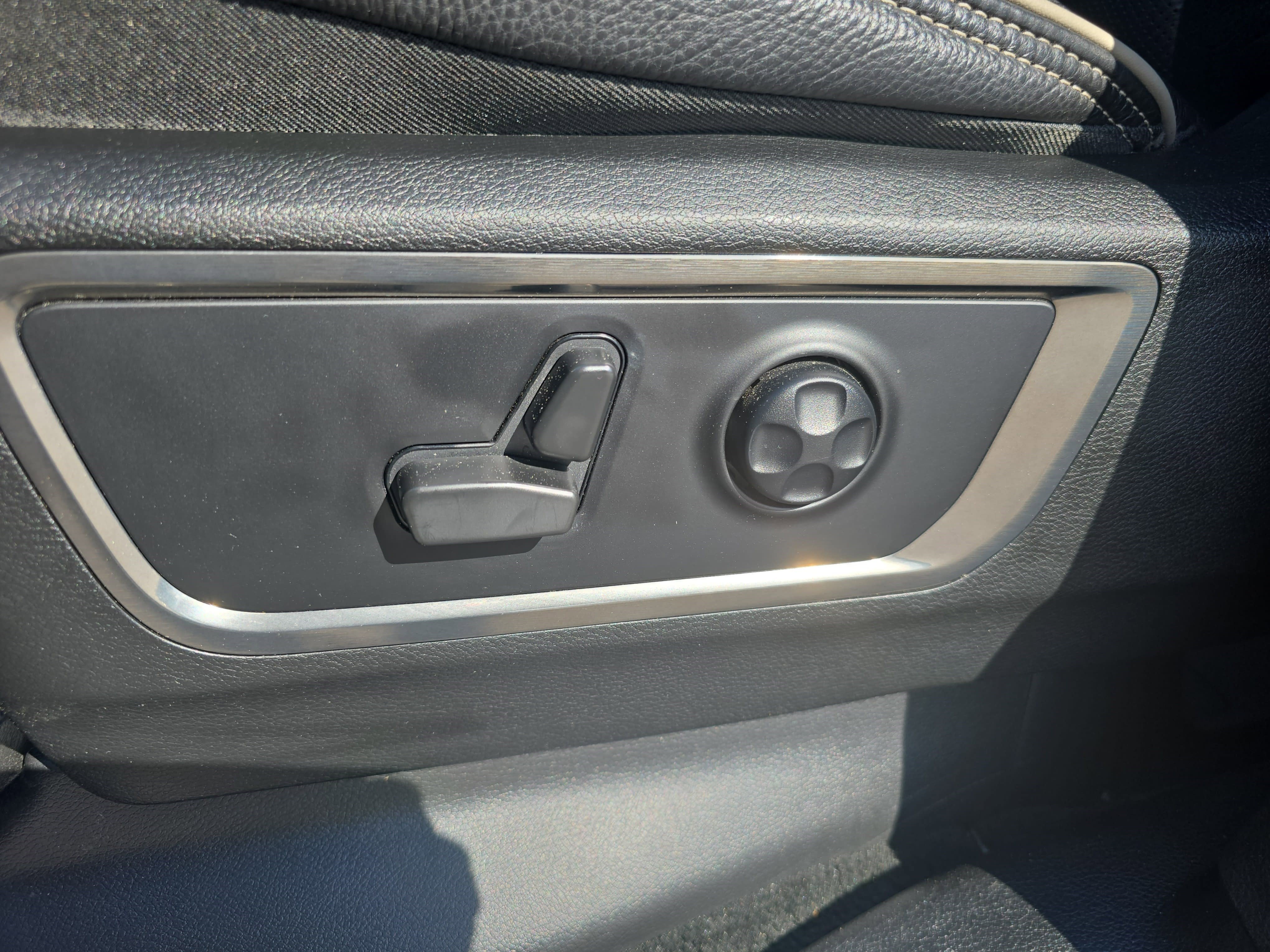 Used 2021 RAM 1500 Limited w/ Night Edition AWD/4WD image 28