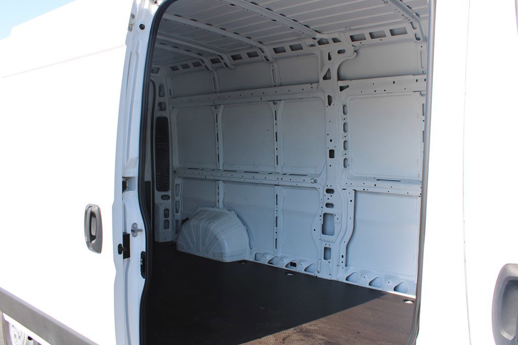 Used 2023 RAM ProMaster 2500 w/ Premium Convenience Group (B) image 13