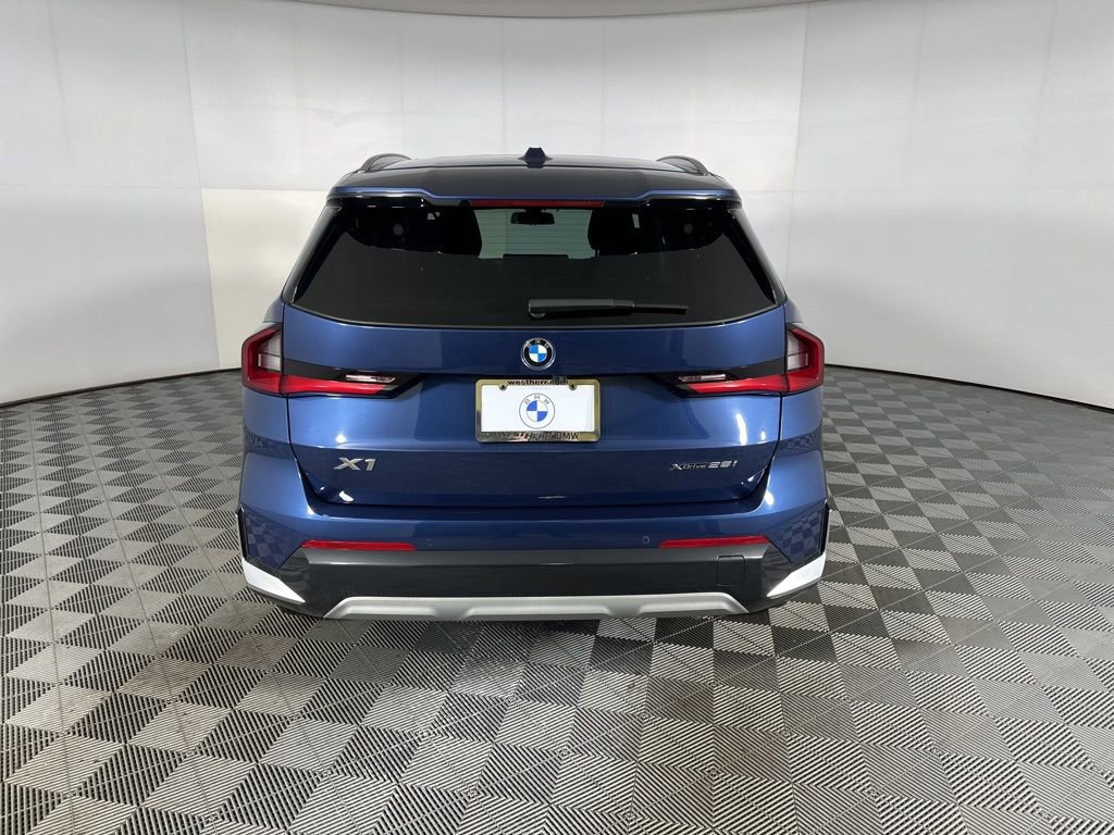 Certified 2024 BMW X1 xDrive28i w/ Convenience Package image 7