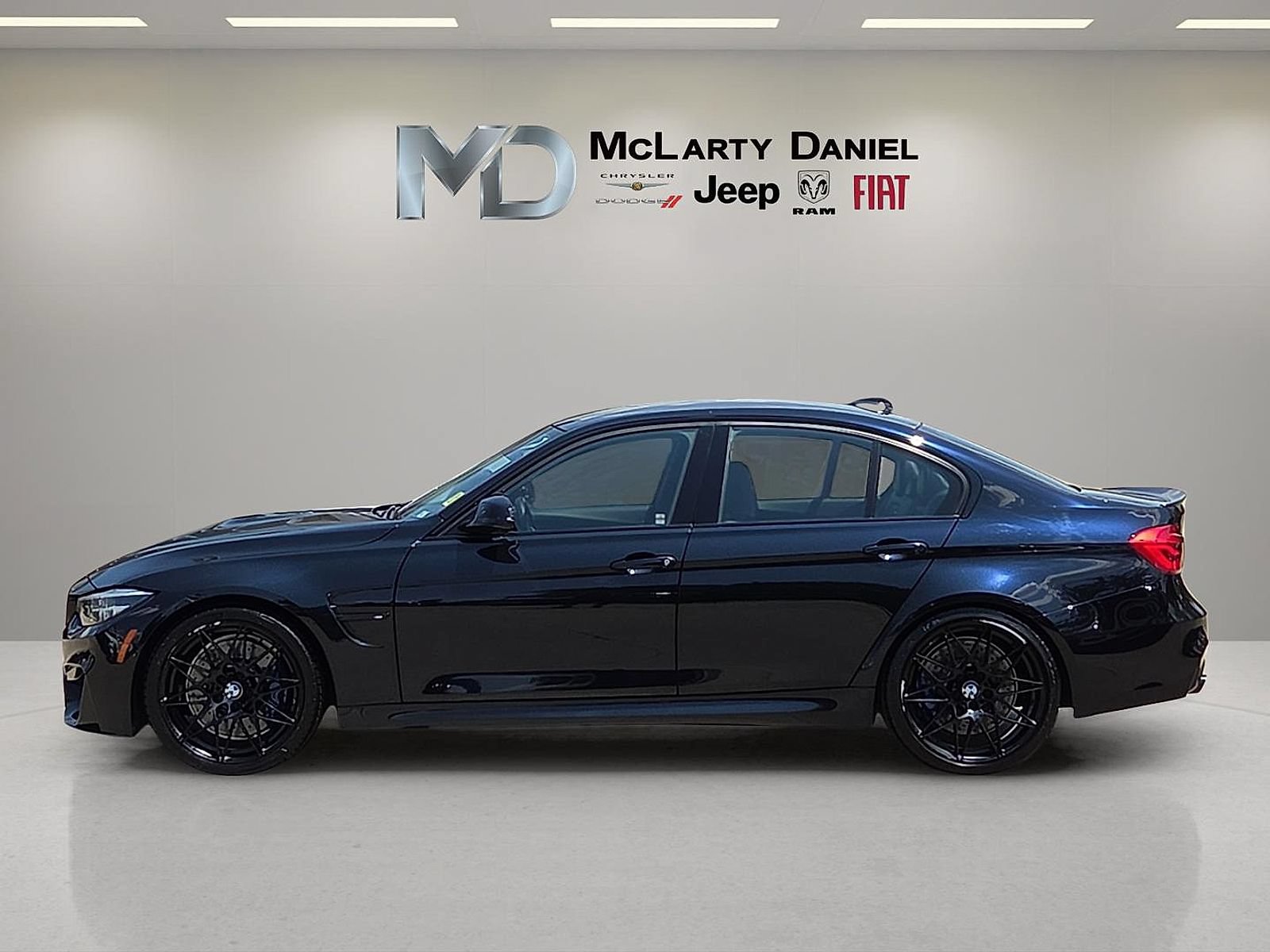 Used 2018 BMW M3 CS RWD video 3