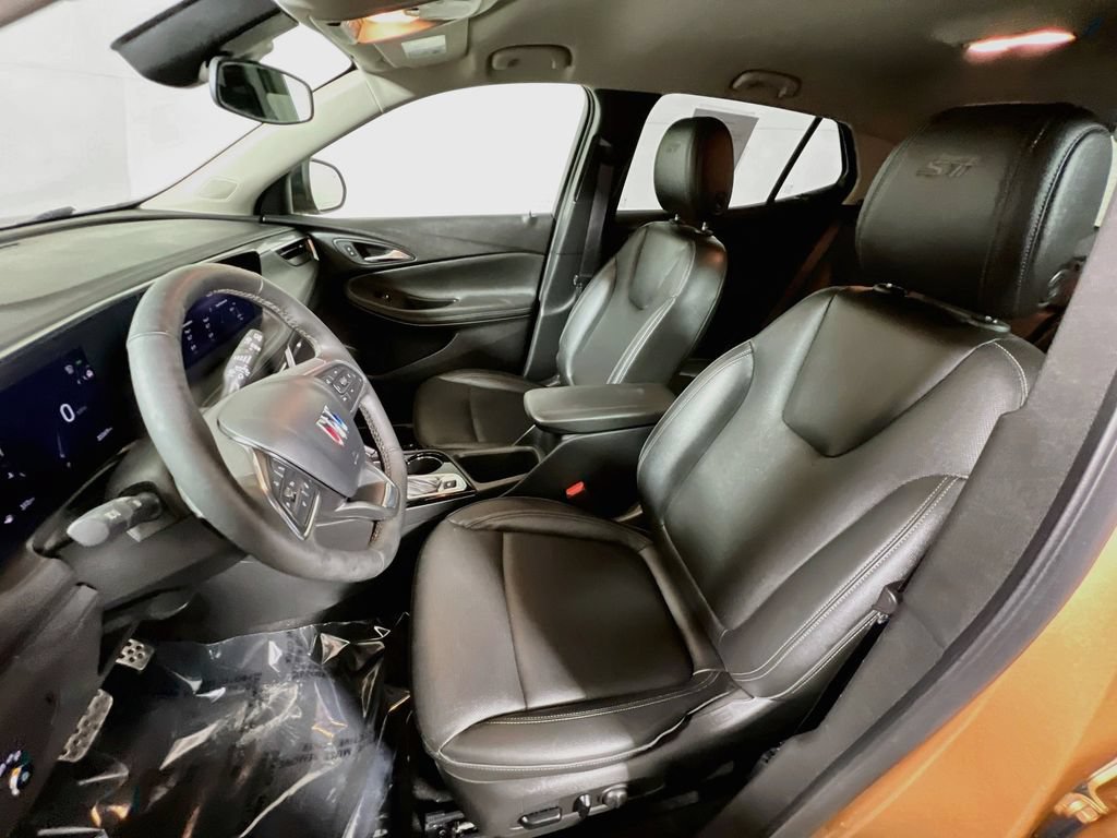 Used 2024 Buick Encore GX Sport Touring w/ Comfort Package AWD/4WD image 18