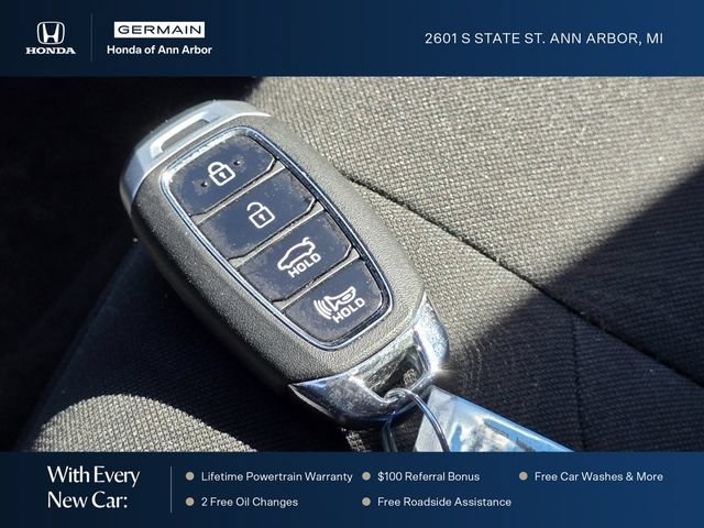 Used 2022 Hyundai Elantra SEL FWD image 33