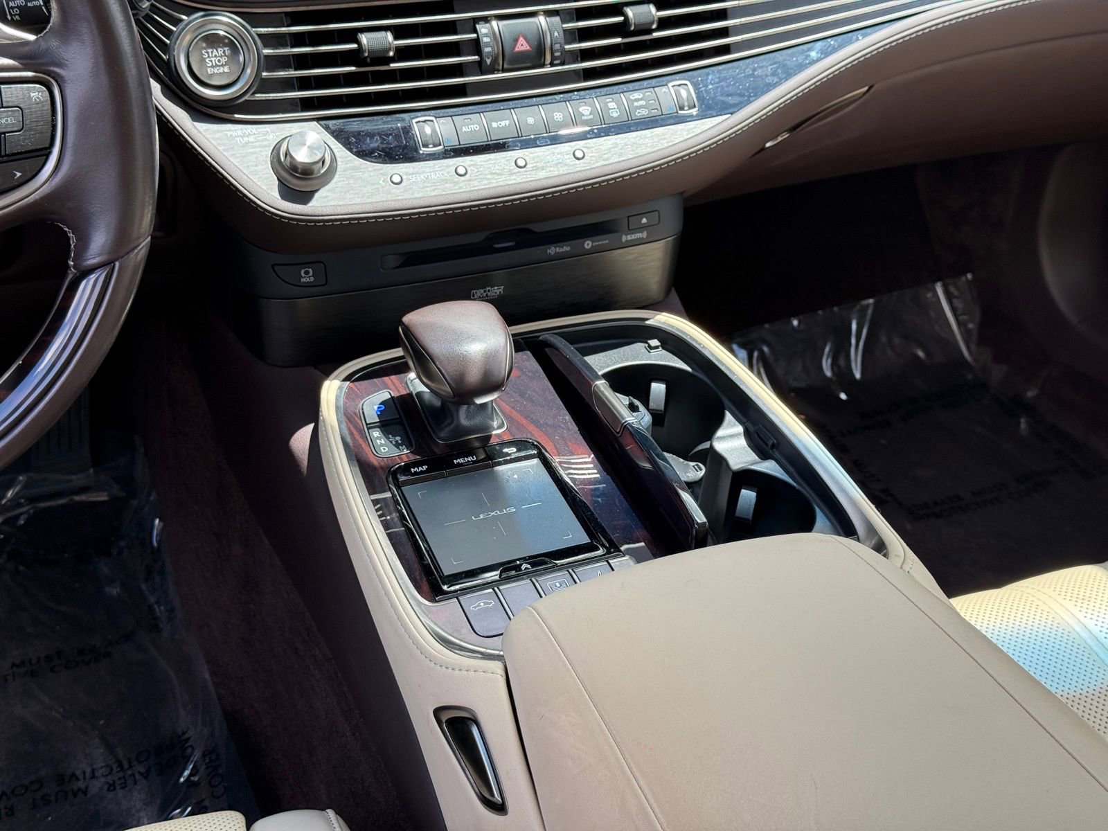 Used 2020 Lexus LS 500 w/ Interior Upgrade Package RWD image 20