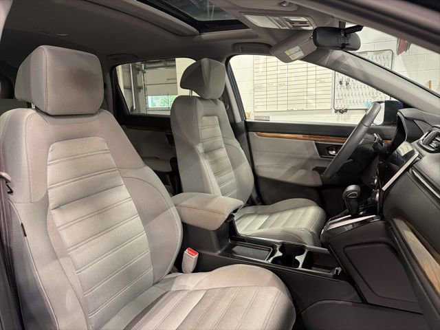 Used 2019 Honda CR-V Touring image 18