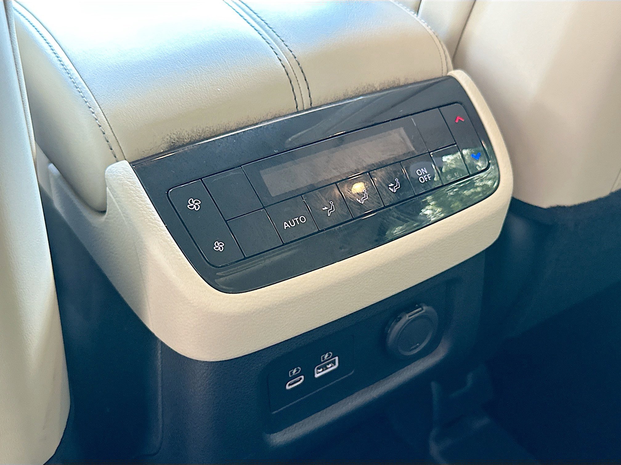 Used 2023 INFINITI QX60 Luxe w/ Cargo Package image 26