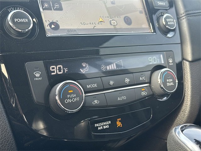 Used 2017 Nissan Rogue SL w/ SL Premium Package image 18