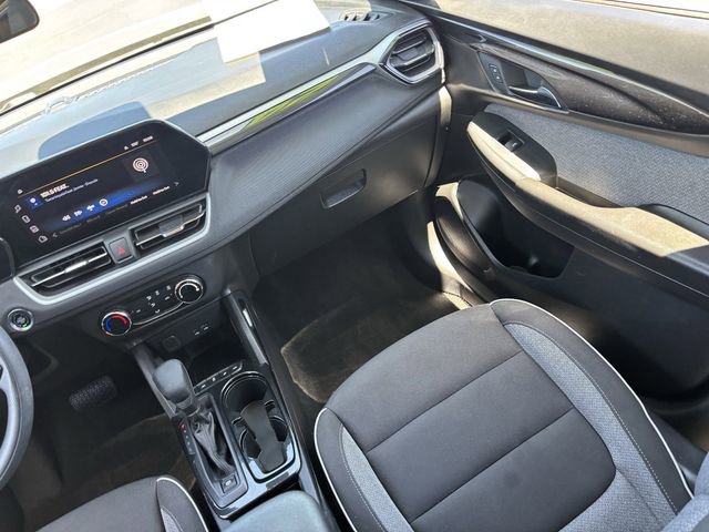 Used 2024 Chevrolet TrailBlazer LS w/ LS Convenience Package AWD/4WD image 16