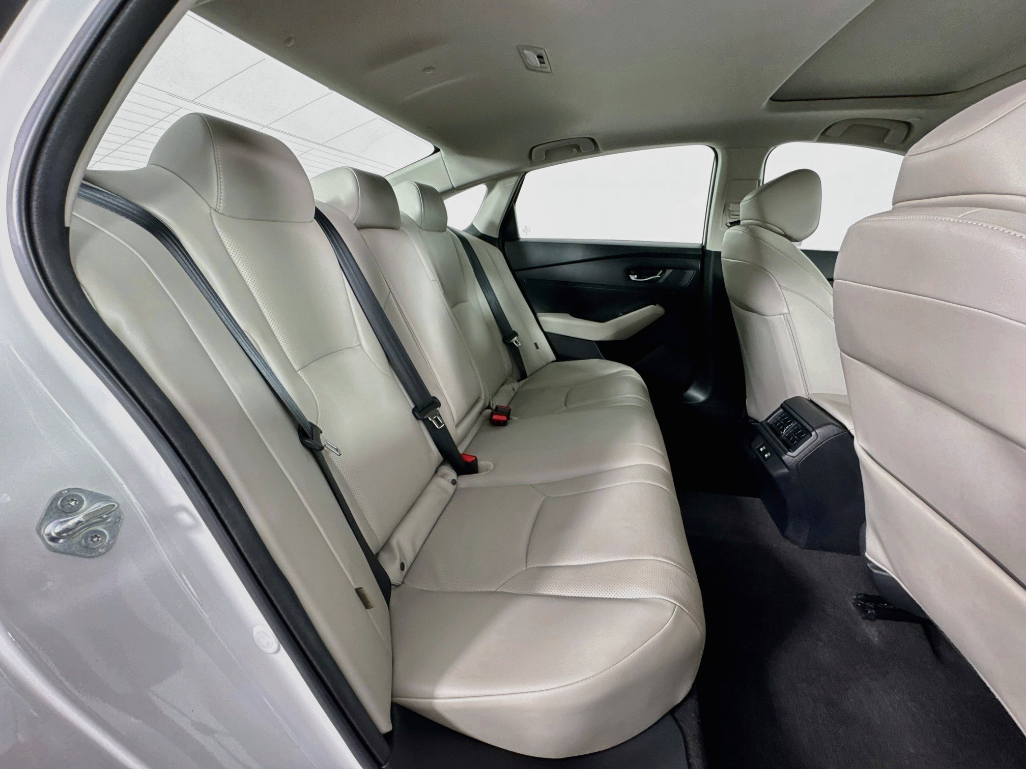 Certified 2024 Honda Accord EX-L image 27
