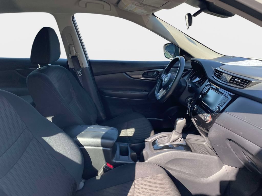 Used 2019 Nissan Rogue S FWD image 10