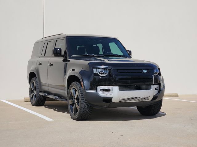 Used 2024 Land Rover Defender 130 S image 3