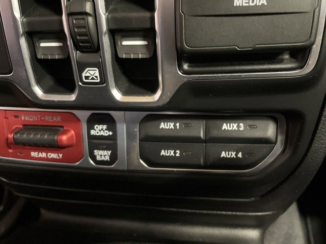 Used 2021 Jeep Wrangler Unlimited Rubicon AWD/4WD image 33