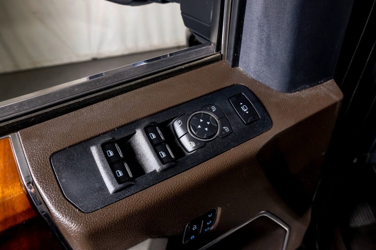 Used 2022 Ford F350 King Ranch image 34