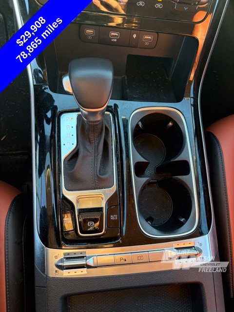 Used 2023 Kia Carnival SX FWD image 25