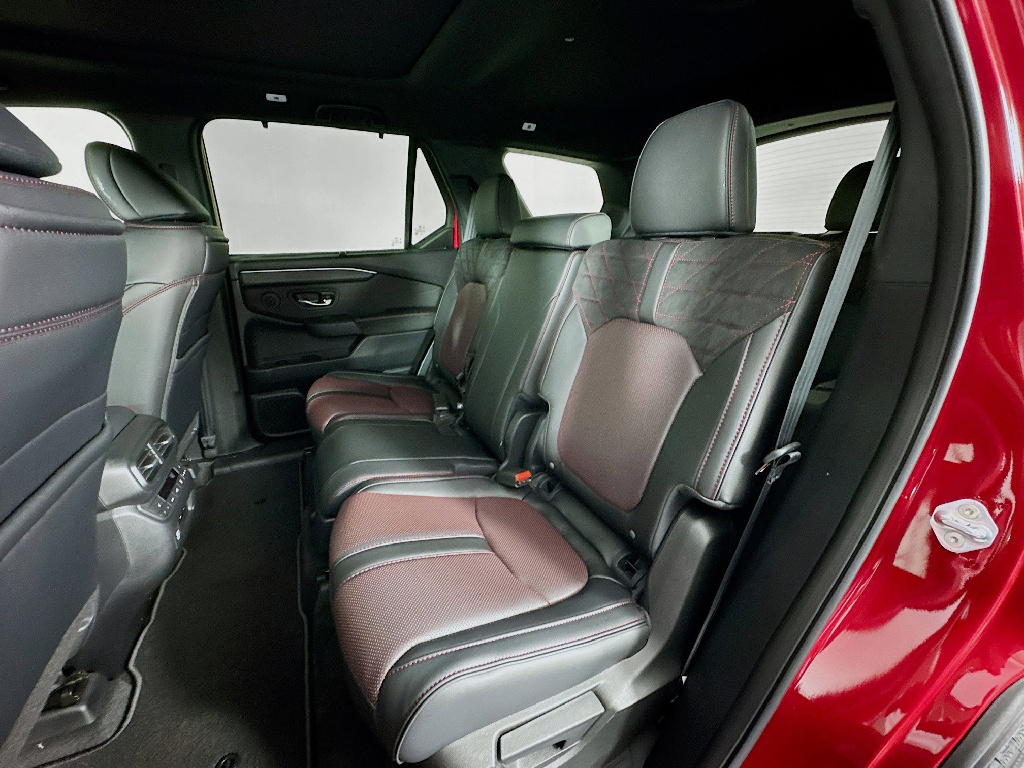 New 2026 Honda Pilot Black Edition image 26