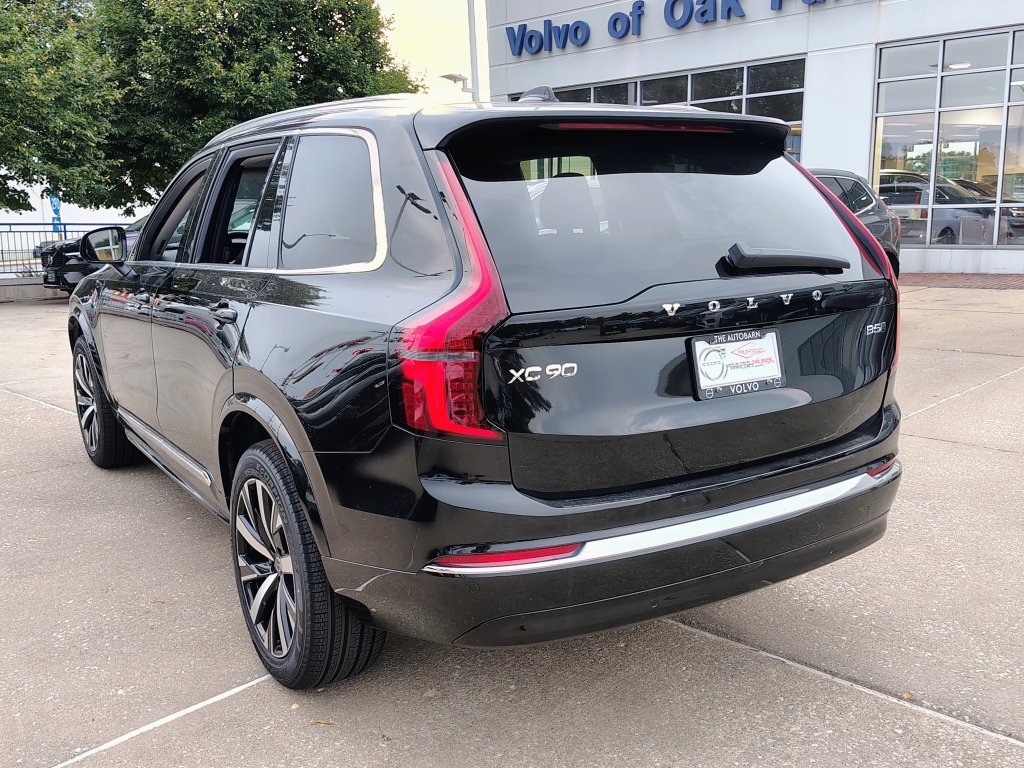 New 2026 Volvo XC90 B5 Core w/ Protection Package AWD/4WD image 6