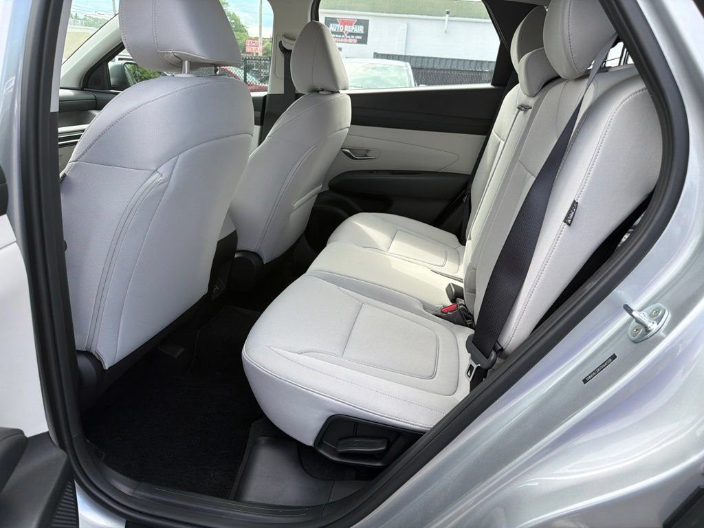 Used 2026 Hyundai Tucson SE AWD/4WD image 15