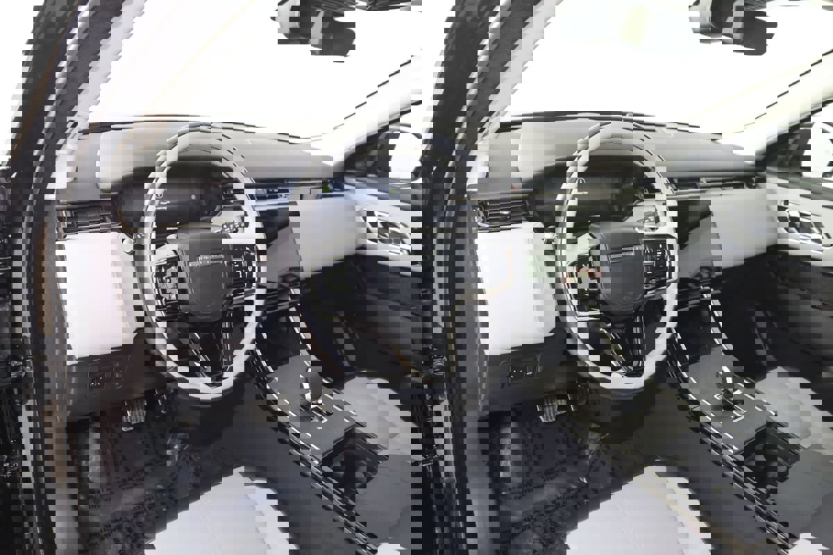 Used 2025 Land Rover Range Rover Velar Dynamic SE image 26