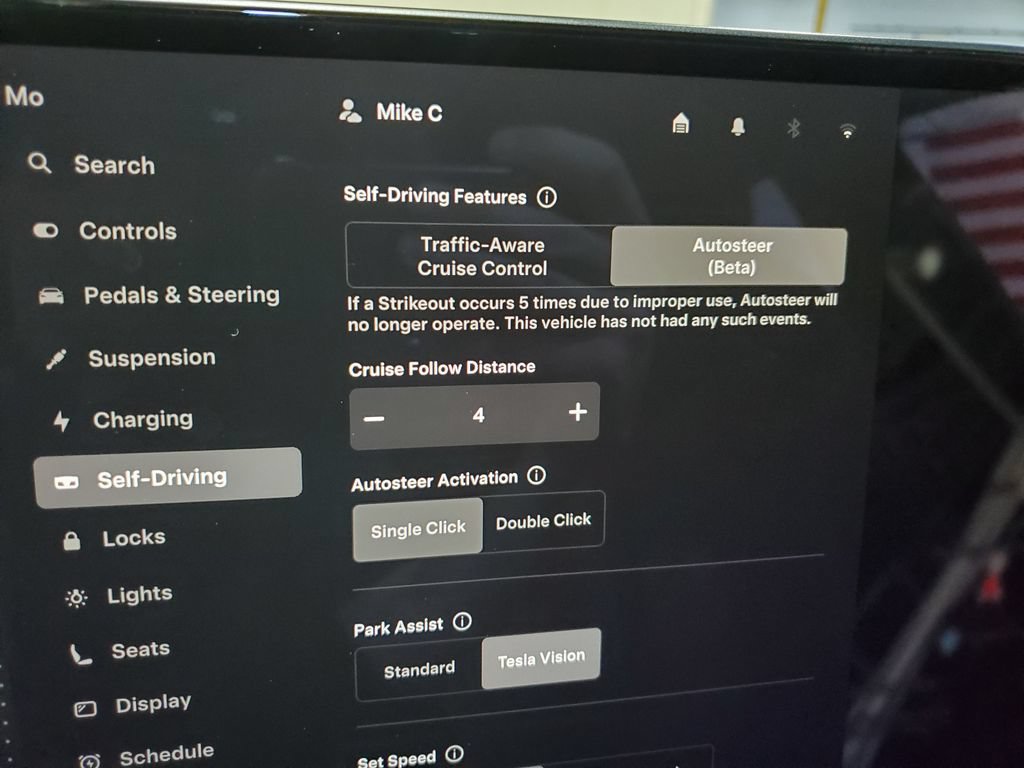 Used 2022 Tesla Model S AWD/4WD image 30