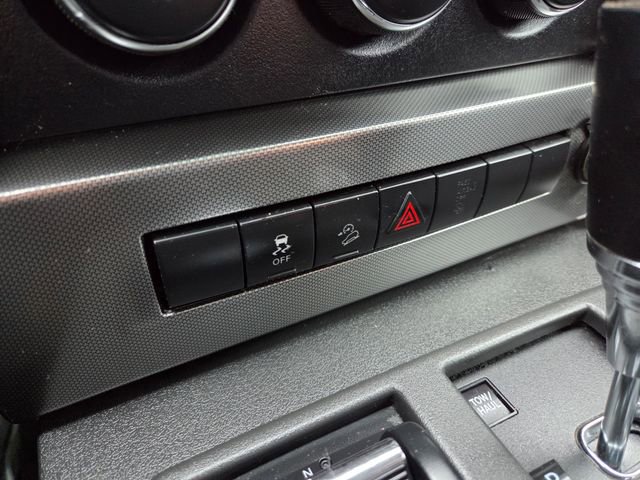 Used 2011 Jeep Liberty Sport AWD/4WD image 25