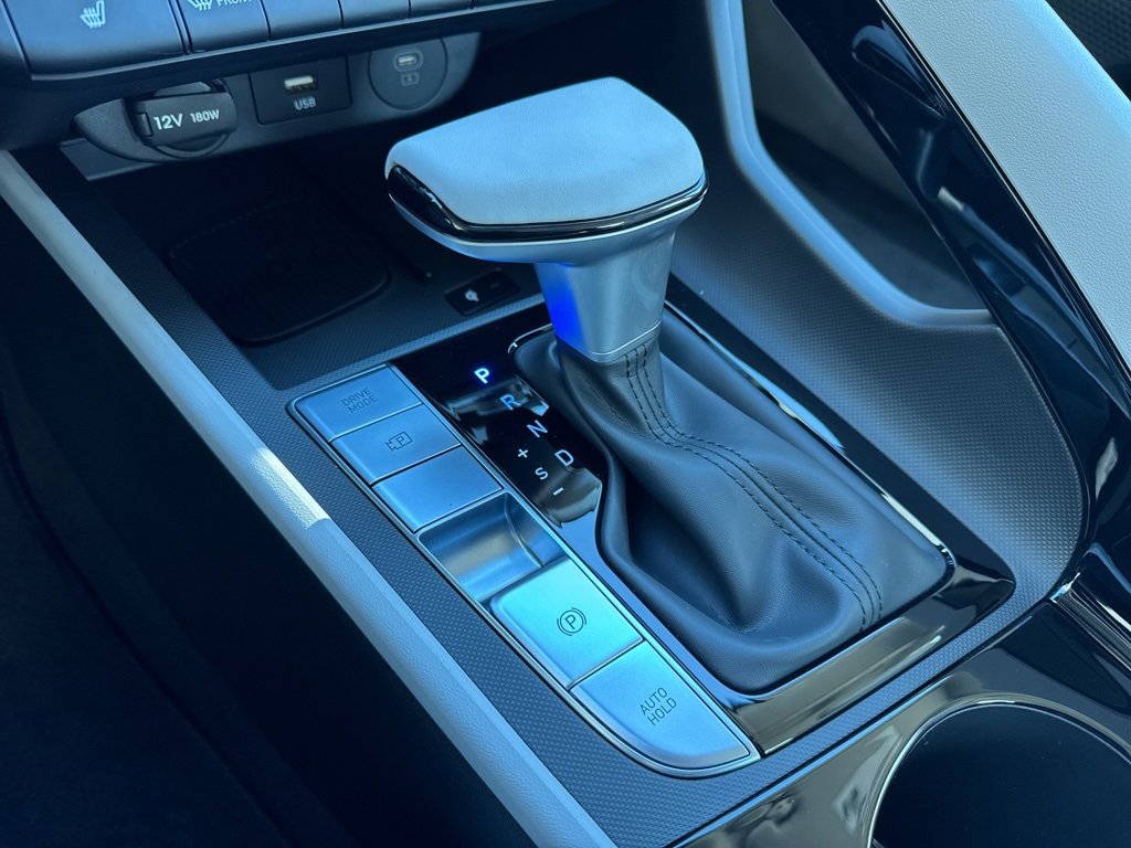 New 2026 Hyundai Elantra Limited image 5