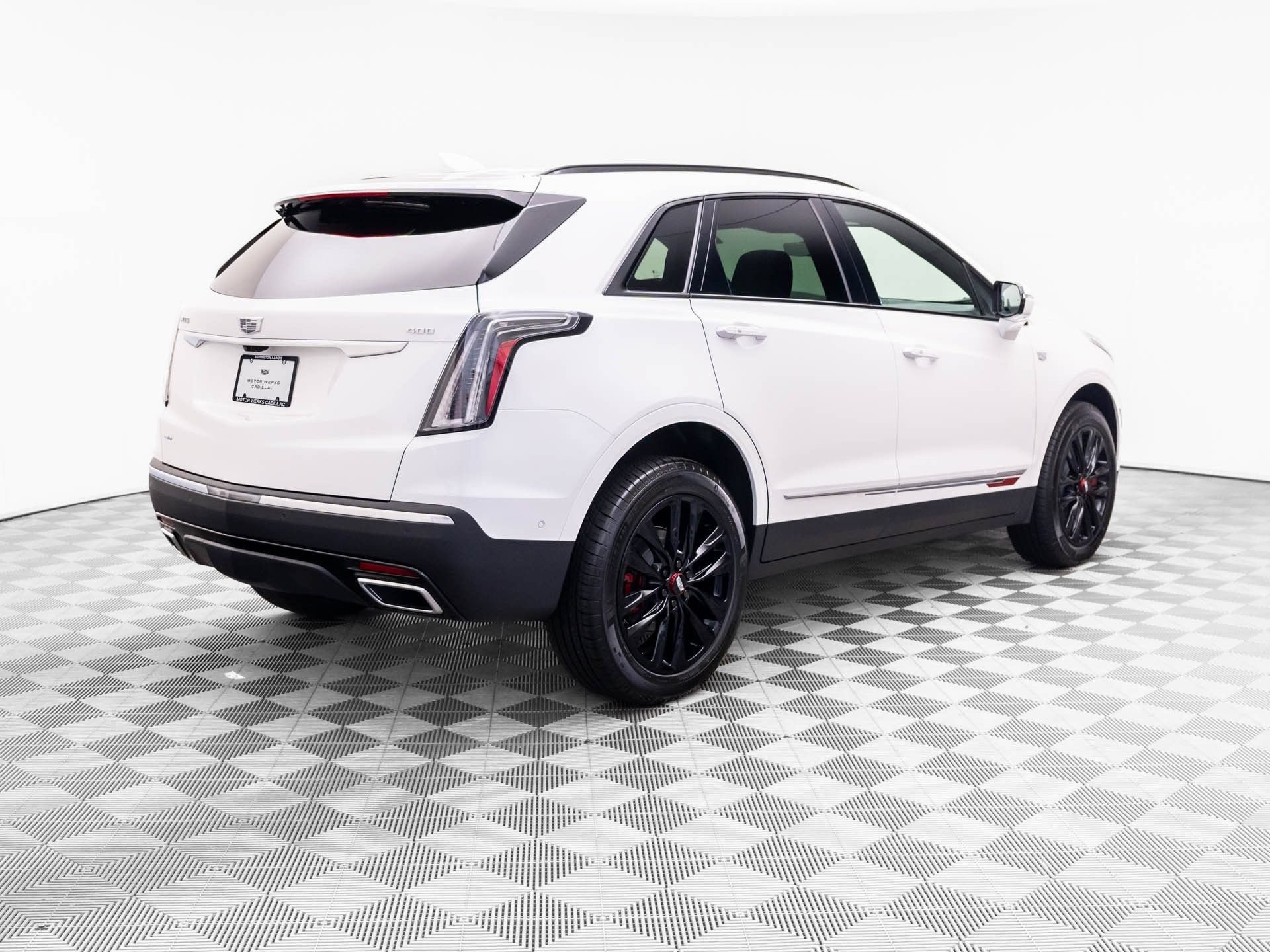 New 2026 Cadillac XT5 Sportv w/ LPO, Red Accent Package AWD/4WD video 5