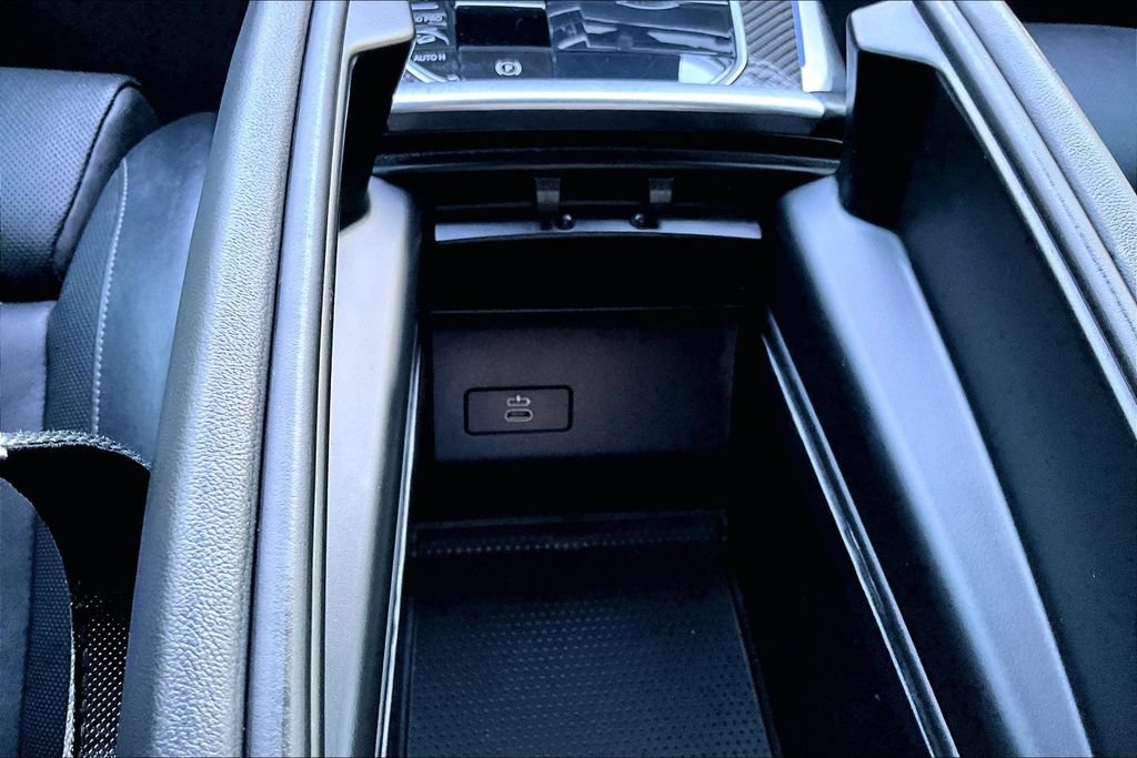 Used 2024 BMW X5 M60i AWD/4WD image 35