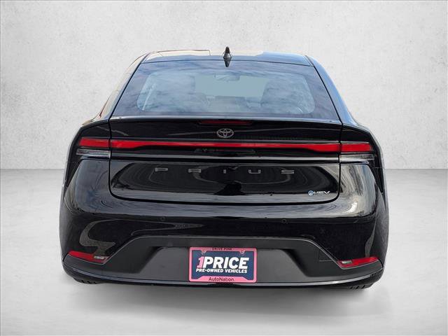 Used 2025 Toyota Prius LE image 6