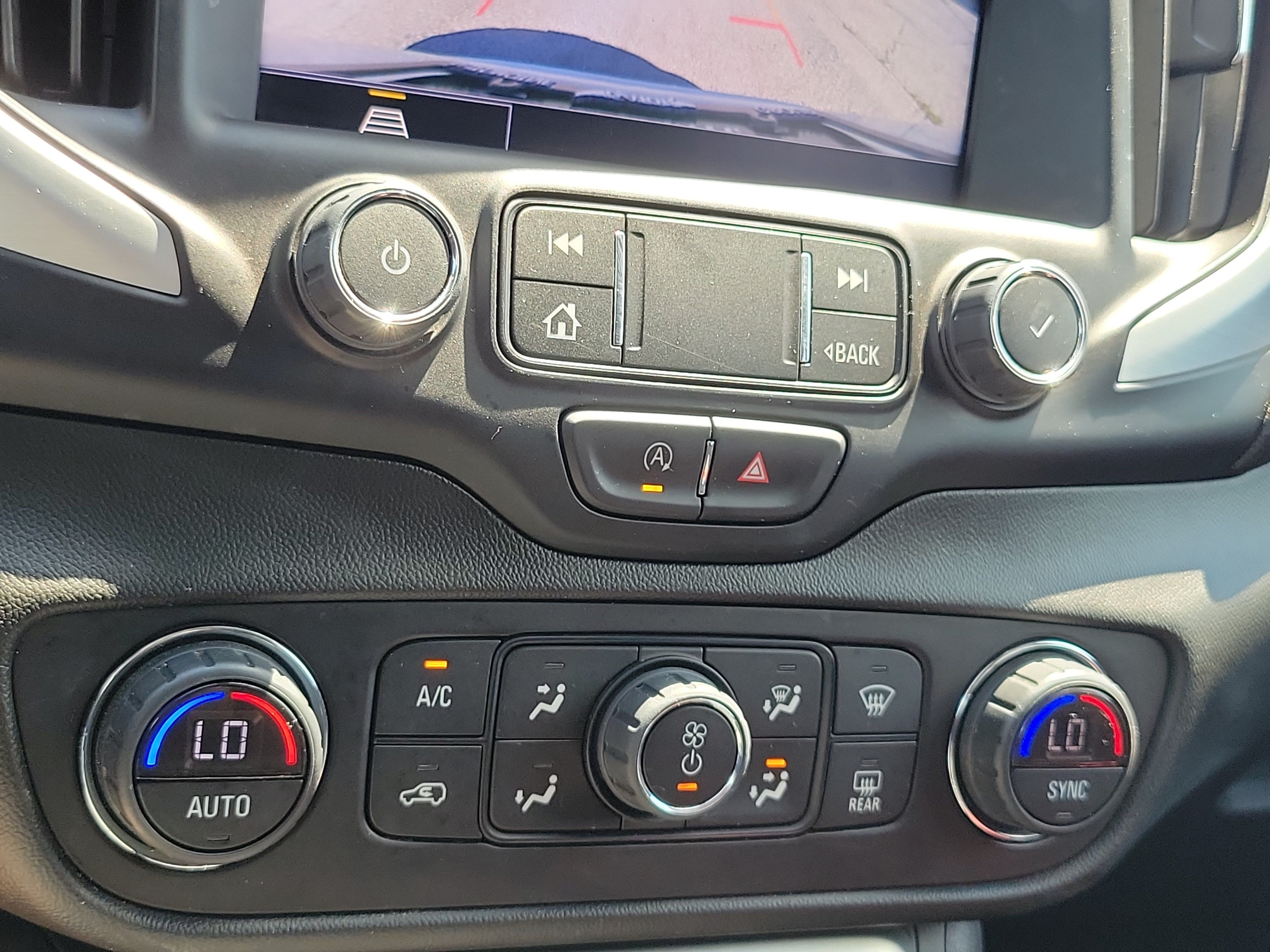 Used 2022 GMC Terrain SLE w/ Driver Convenience Package FWD image 22