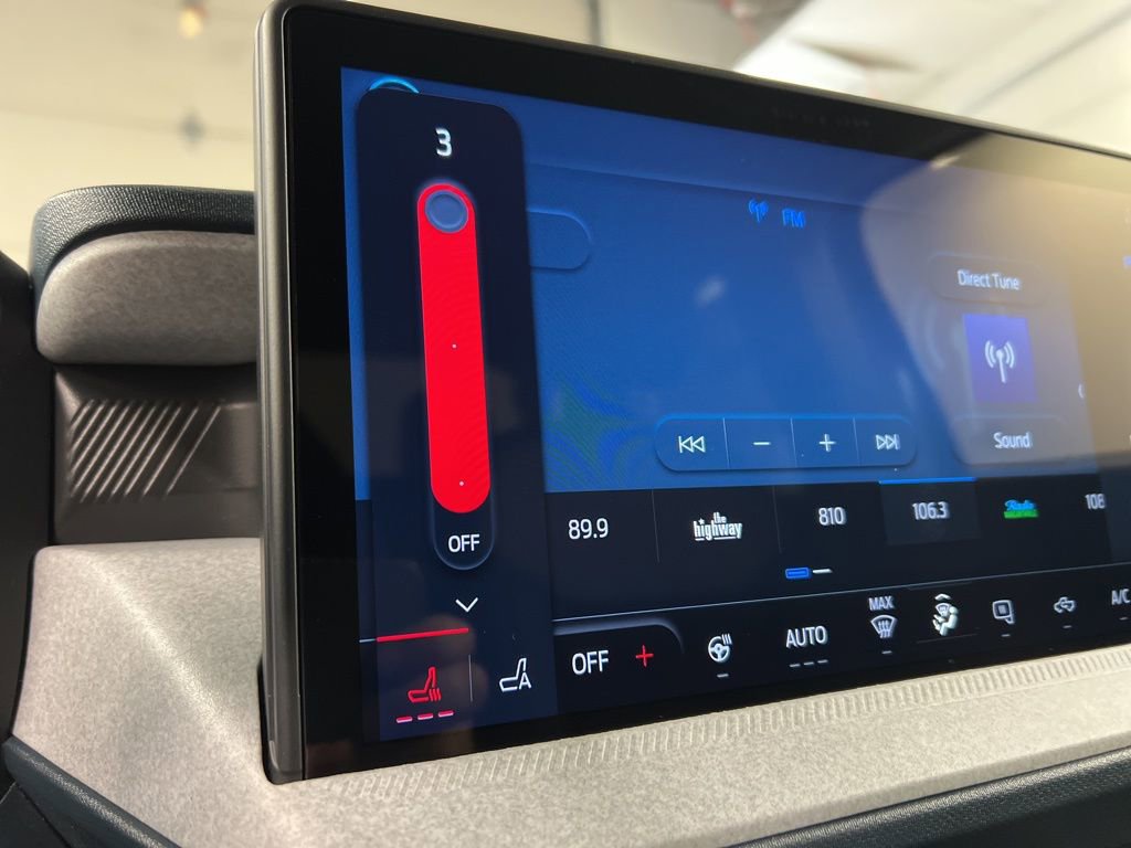 New 2026 Ford Maverick XLT image 13