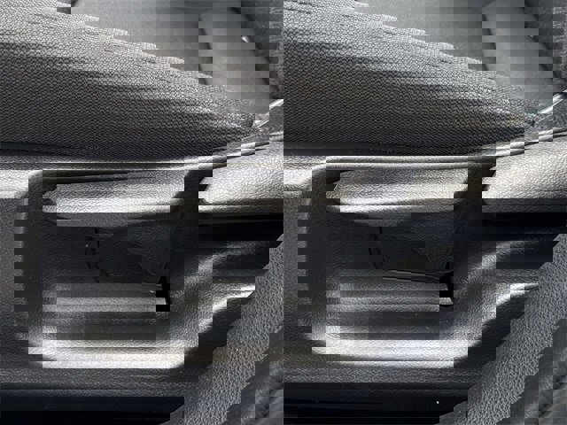 Used 2024 Toyota Corolla LE image 25