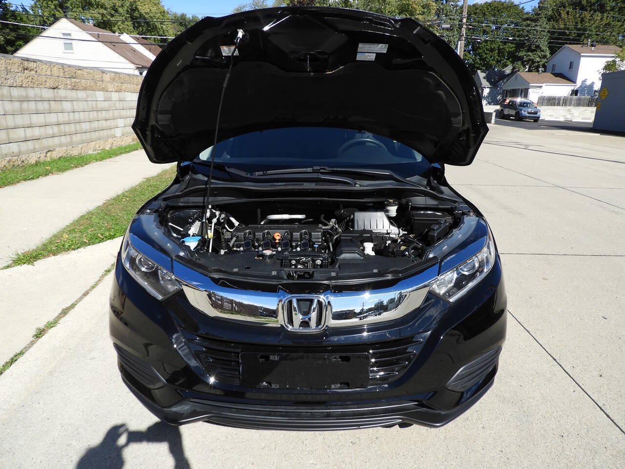 Used 2020 Honda HR-V LX image 12