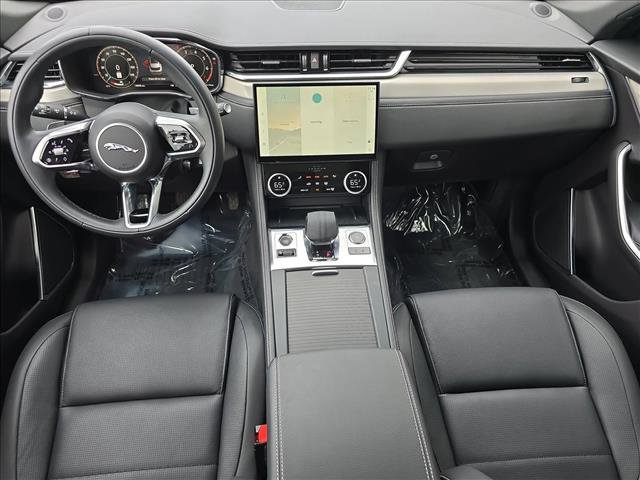 Certified 2025 Jaguar F-PACE R-Dynamic S image 9