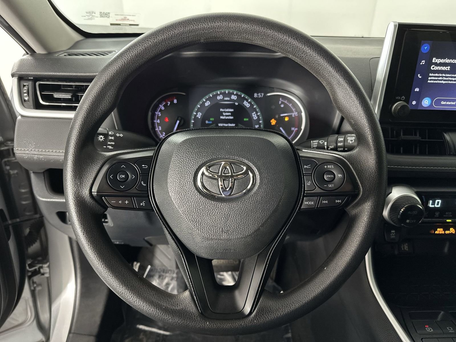 Used 2023 Toyota RAV4 XLE FWD image 14