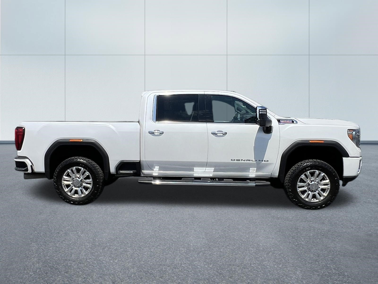 Used 2020 GMC Sierra 3500 Denali w/ Denali Ultimate Package AWD/4WD image 7