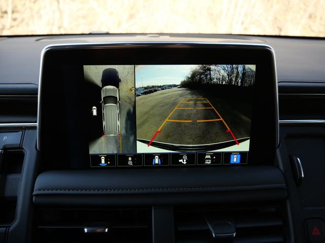 Used 2024 Chevrolet Tahoe Z71 w/ Off-Road Capability Package image 23