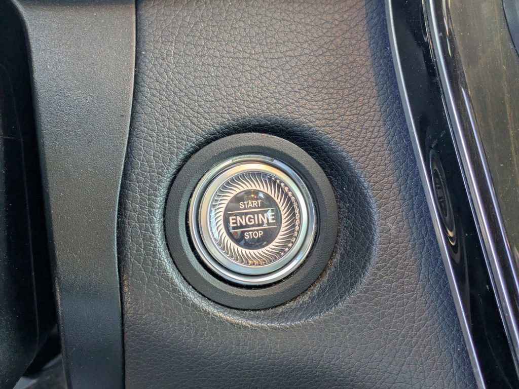 Used 2021 Mercedes-Benz GLC 300 w/ Multimedia Package image 31