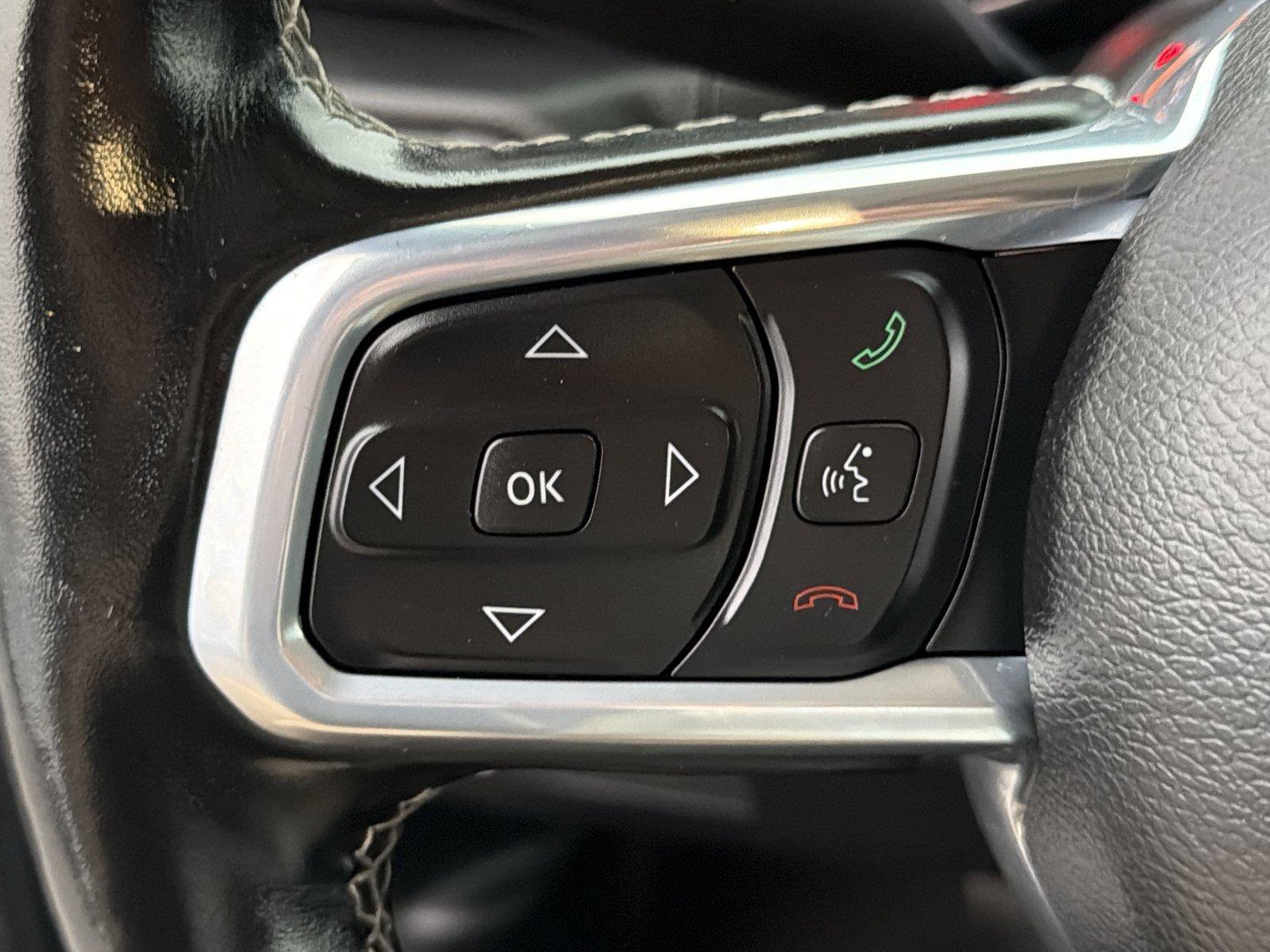 Used 2021 Jeep Wrangler Unlimited Sahara w/ Uconnect 4C Nav & Sound Group AWD/4WD image 24
