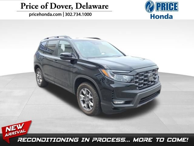Used 2023 Honda Passport TrailSport image 1