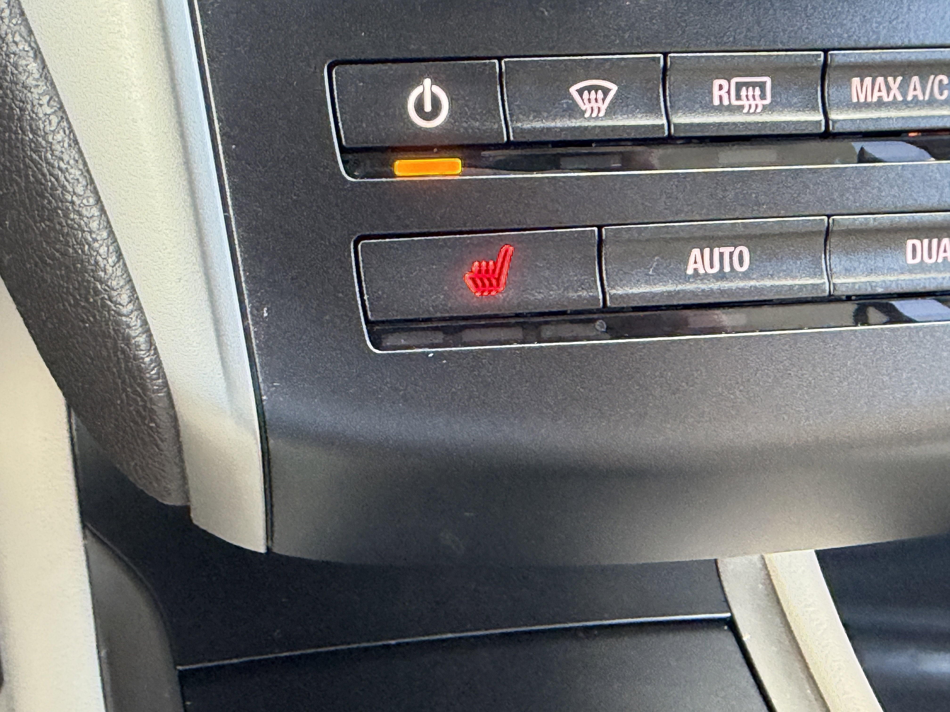 Used 2019 Lincoln MKC Select w/ Select Plus Package image 24