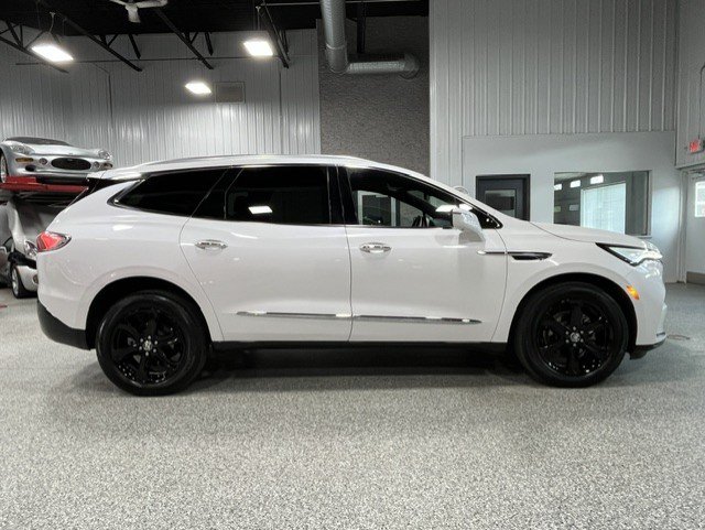 Certified 2023 Buick Enclave Essence w/ Experience Buick Package AWD/4WD image 5
