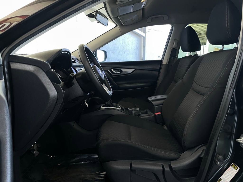 Used 2017 Nissan Rogue S FWD image 10